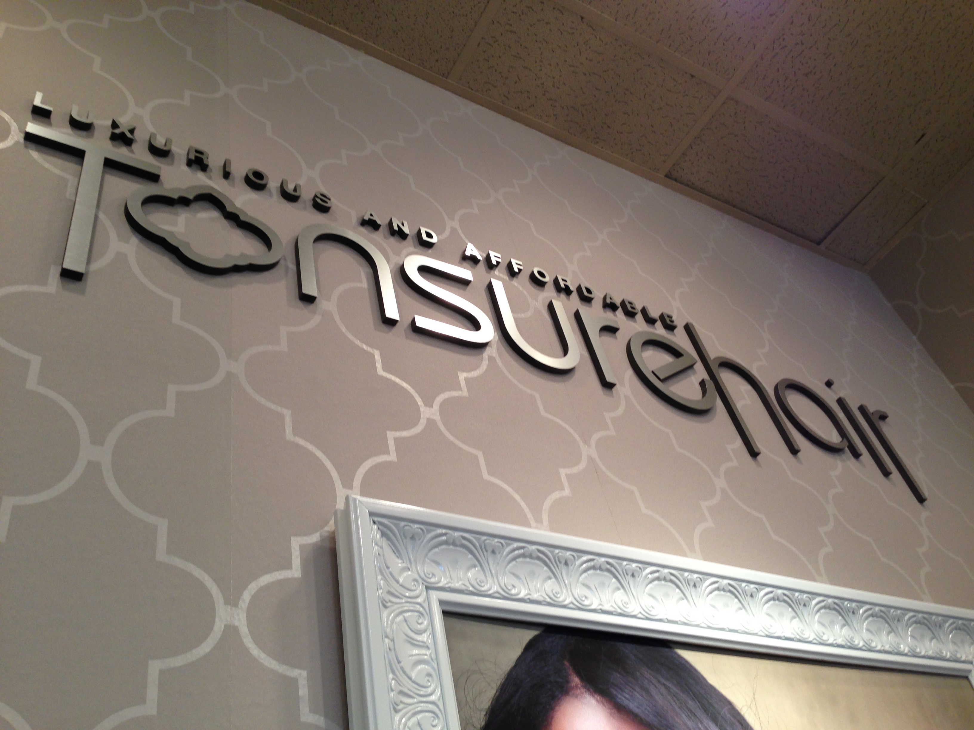 las-vegas-lobby-sign-custom-interior