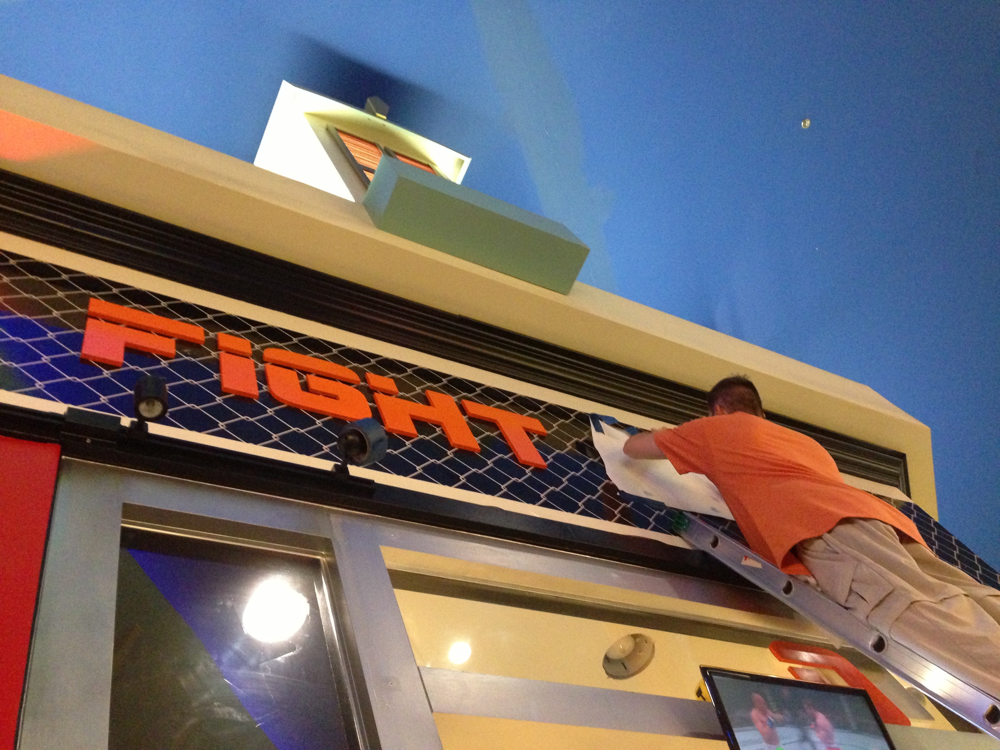 las-vegas-lobby-sign-custom-interior
