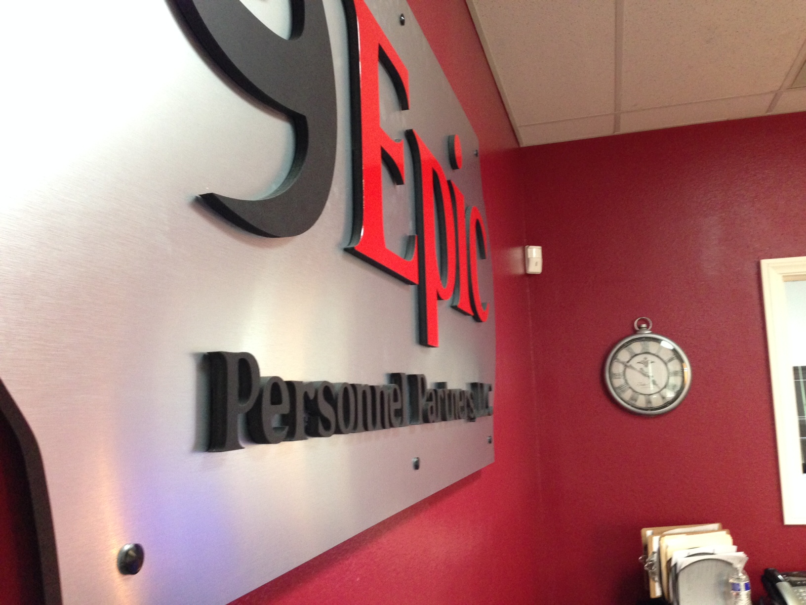 las-vegas-lobby-sign-custom-interior-3M-sintra-PVC
